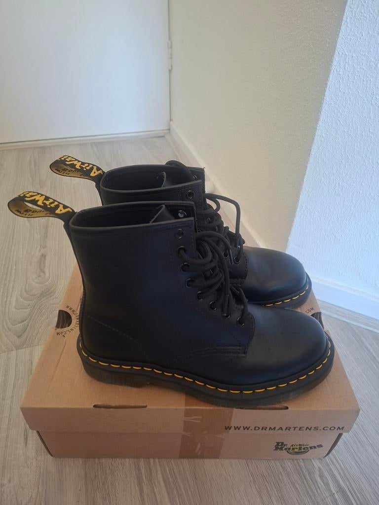 Dr Martens enkellaarsjes boots nieuw maat 40, Ophalen of Verzenden, Nieuw, Zwart