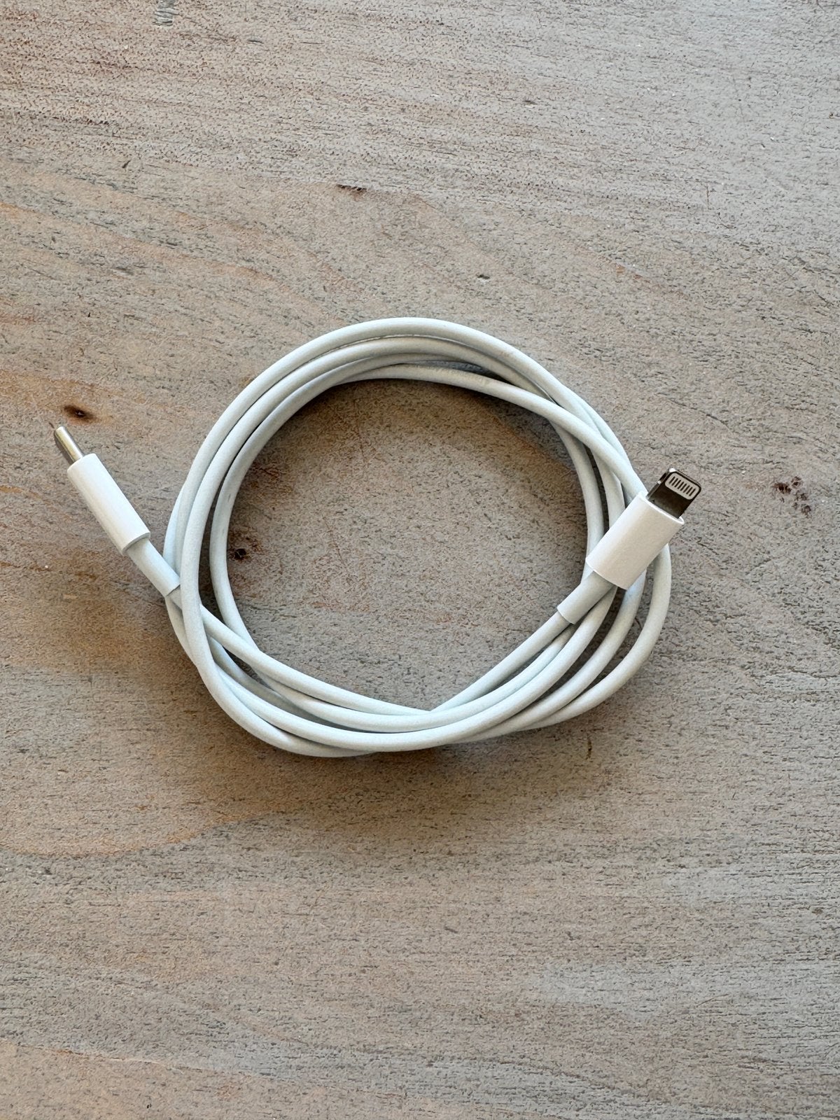 Apple oplader, Ophalen of Verzenden, Zo goed als nieuw, Overige materialen