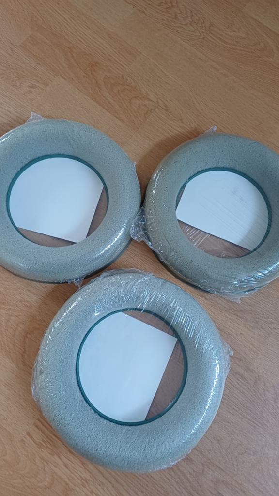 Steekschuim ringen voor droogbloemen (3 stuks), Ophalen of Verzenden, Nieuw, Overige materialen, Knutselmateriaal