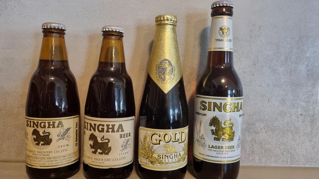 Singha: 3x '86: Lager, Gold & Export U.S.A. + '09 Swiss imp., Ophalen of Verzenden, Zo goed als nieuw, Glas of Glazen, Overige merken
