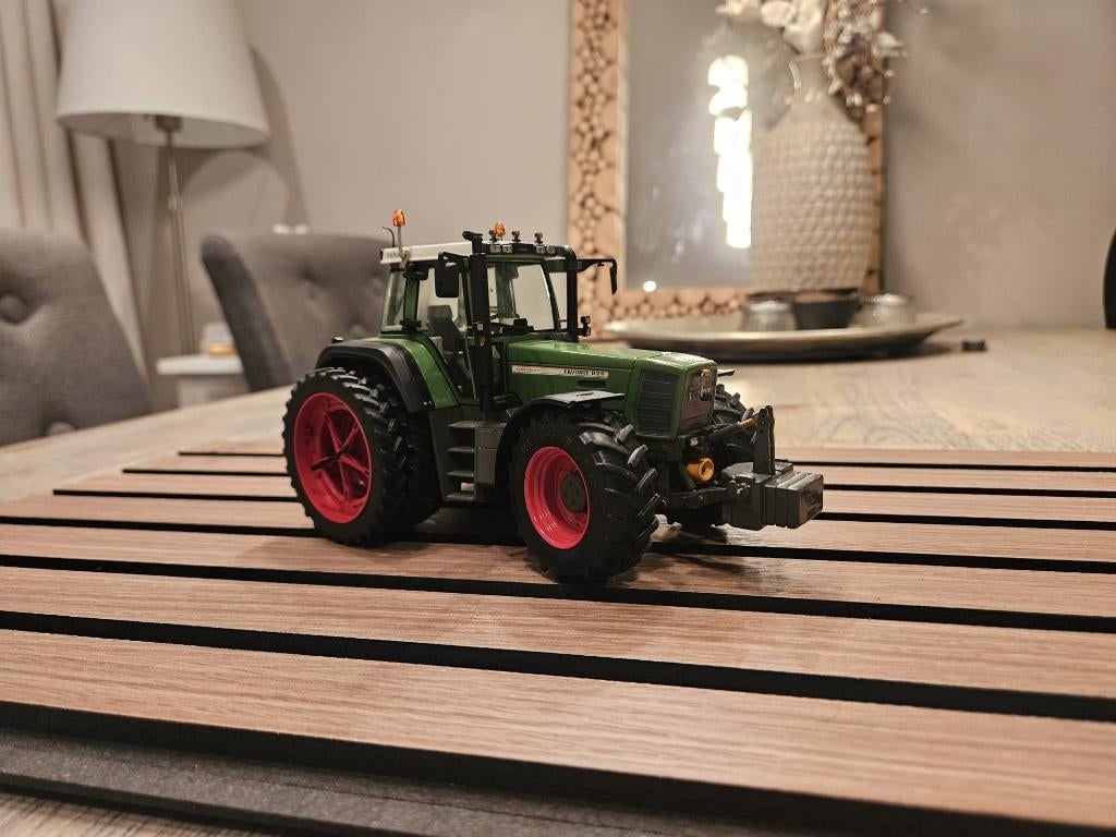 Fendt 824, Ophalen of Verzenden, Tractor of Landbouw, Overige merken