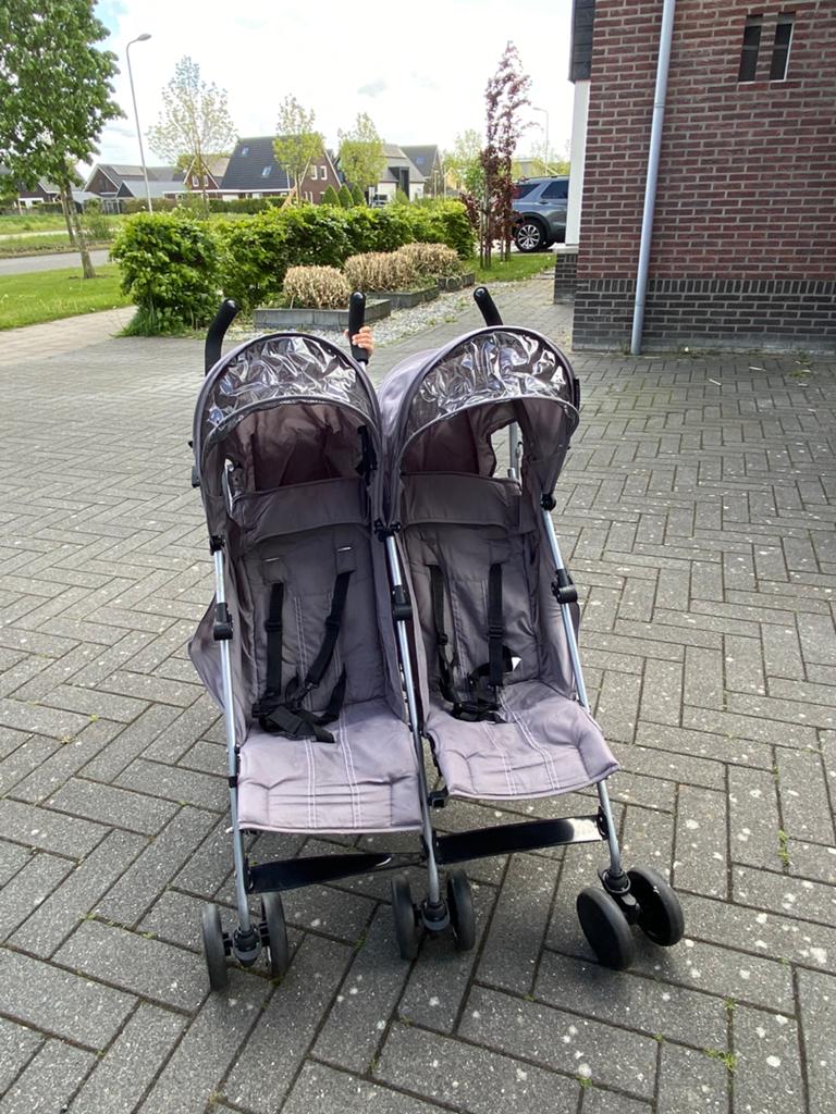 Tweeling buggy, Kinderen en Baby's, Ophalen, Zo goed als nieuw, Kinderwagen of Buggy