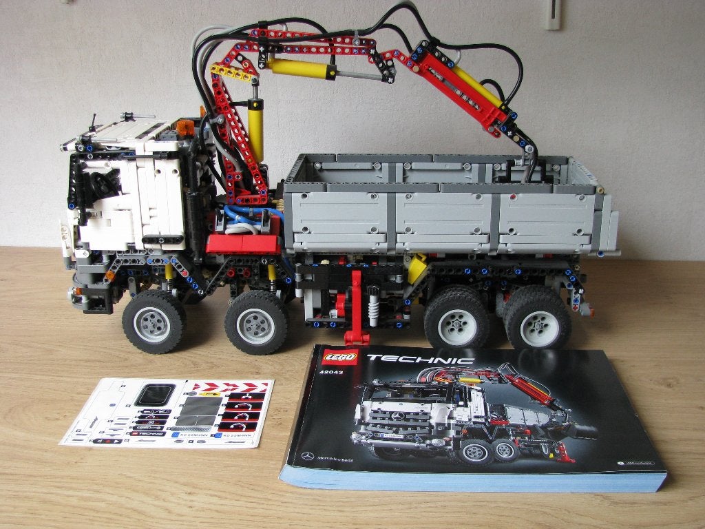 Lego Technic - 42043 - Mercedes-Benz Arocs 3245, Ophalen, Compleet, Lego, Zo goed als nieuw