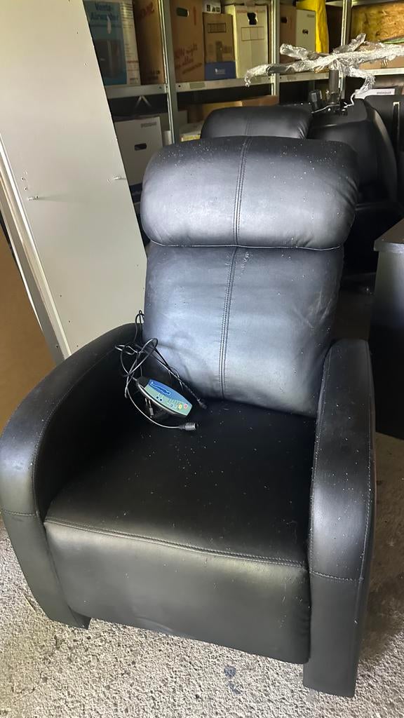Elektrische relaxstoel - Zwart kunstleer, Huis en Inrichting, Fauteuils, Ophalen, Zo goed als nieuw, 75 tot 100 cm, 50 tot 75 cm