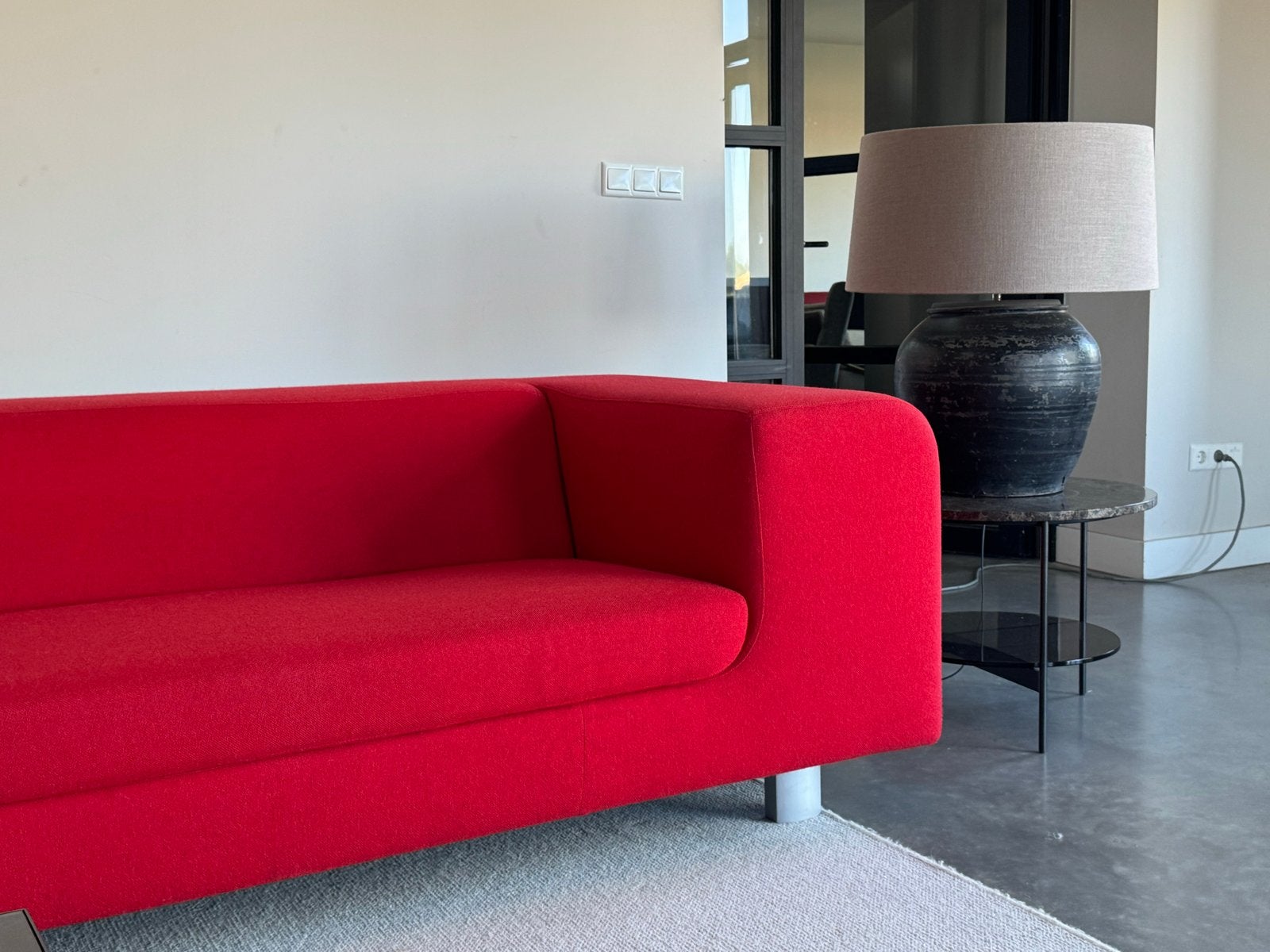 Montis Malou  270 cm designbank - rood, zo goed als nieuw, Huis en Inrichting, Banken | Bankstellen, 250 tot 300 cm, X, 75 tot 100 cm