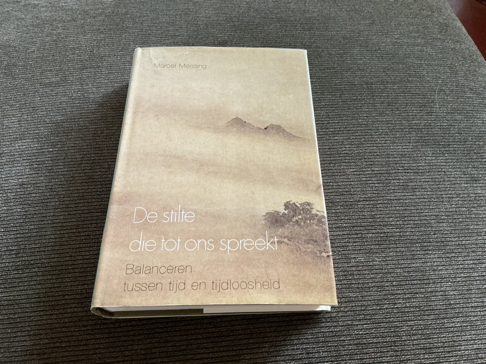 De stilte die tot ons spreekt - Marcel Messing, Boeken, Ophalen of Verzenden, Gelezen, Spiritualiteit algemeen, Achtergrond en Informatie