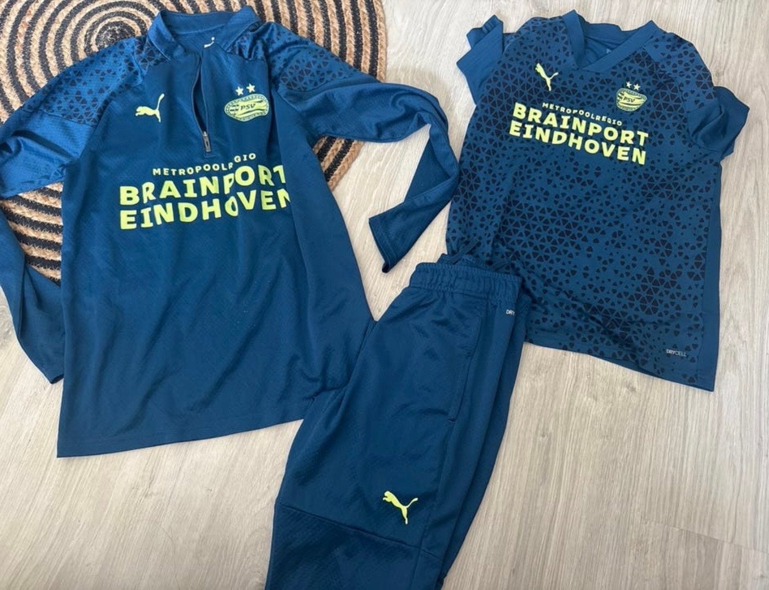 PSV Trainingspak en Shirt - Maat L 158-164, Sport en Fitness, Maat XS of kleiner, Ophalen of Verzenden, Zo goed als nieuw, Trainingspak