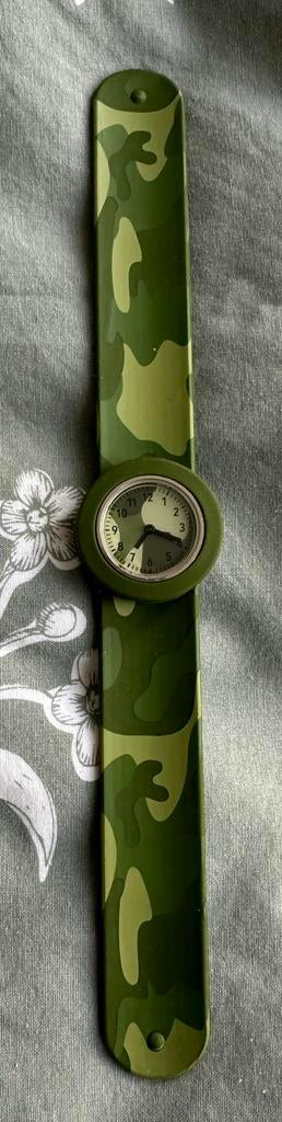 Kinderhorloge Pylones - Z.g.a.n. (batterij vervangen), Sieraden, Tassen en Uiterlijk, Ophalen of Verzenden, Zo goed als nieuw