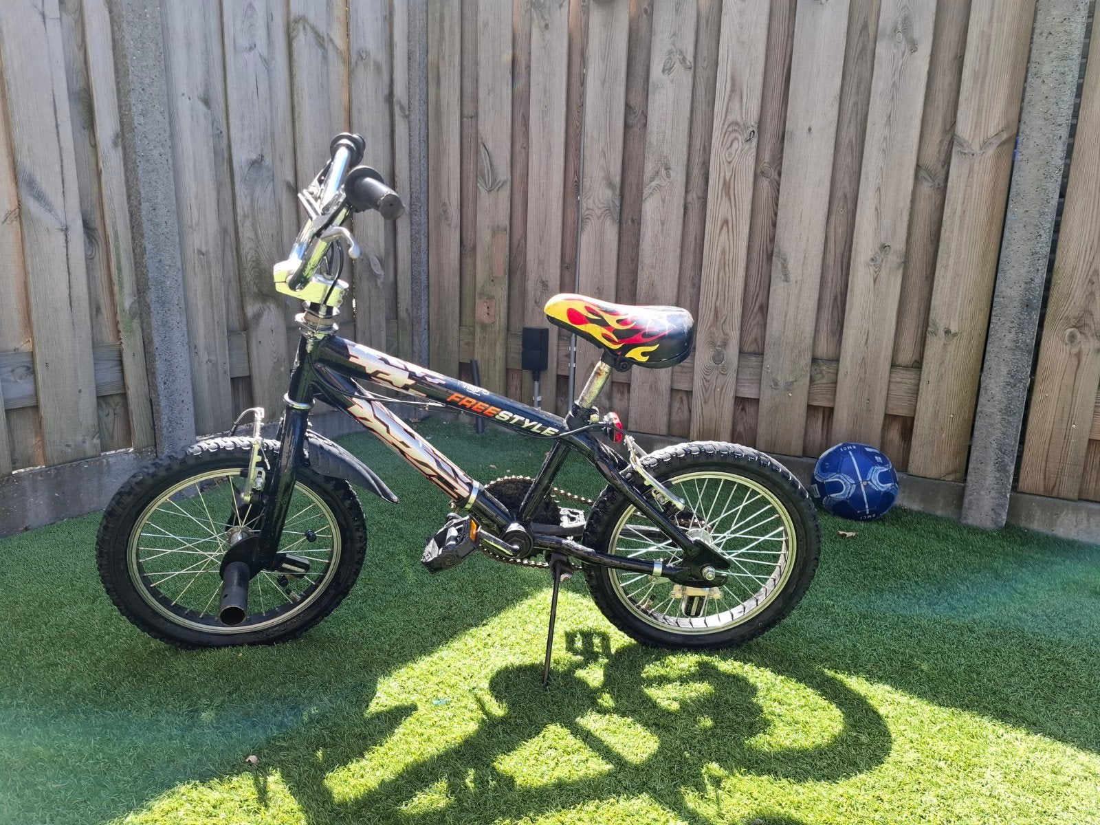 BMX Freestyle kinderfiets - Zwart met vlammen, Ophalen, Staal, Velgrem, 16 tot 20 inch