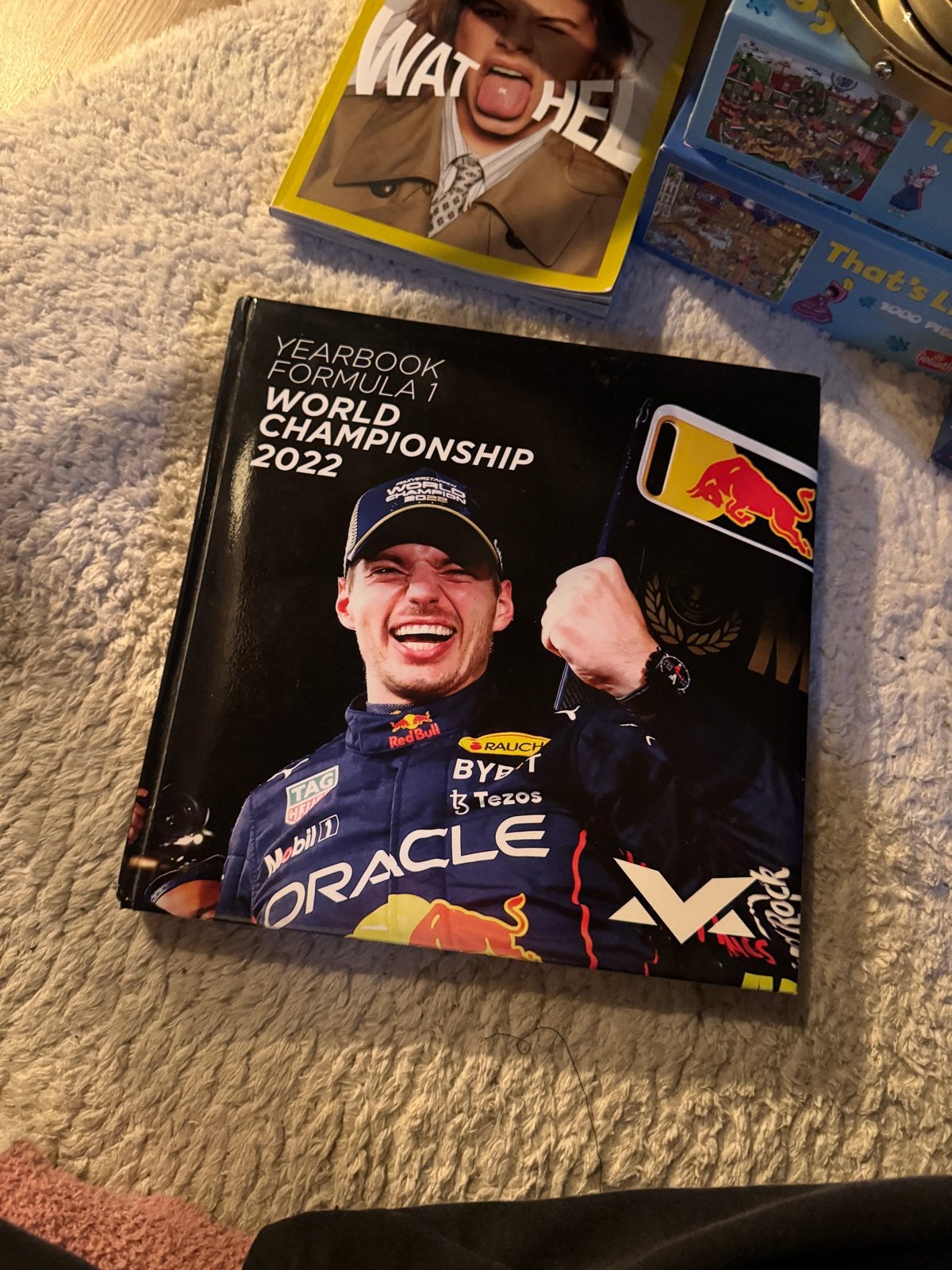 Max Verstappen Yearbook Formule 1 Wereldkampioenschap 2022, Ophalen of Verzenden, Zo goed als nieuw, Overige sporten