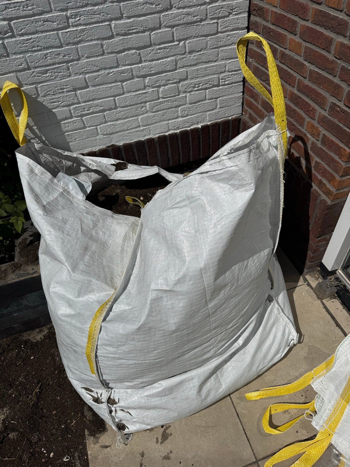 Gebruikte BioKultura moestuinaarde in big bag, Tuin en Terras, Aarde en Mest, Ophalen, Tuinaarde