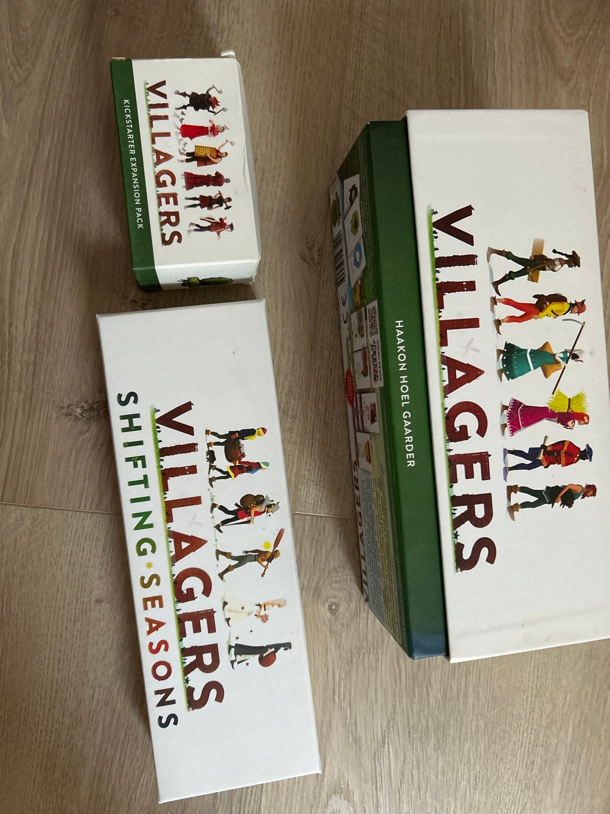 Villagers met Kickstarter & Shifting Seasons uitbreidingen, Een of twee spelers, Ophalen of Verzenden, Zo goed als nieuw