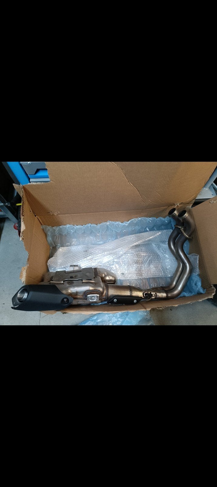 Uitlaat Suzuki gsx 8s, Ophalen, Suzuki
