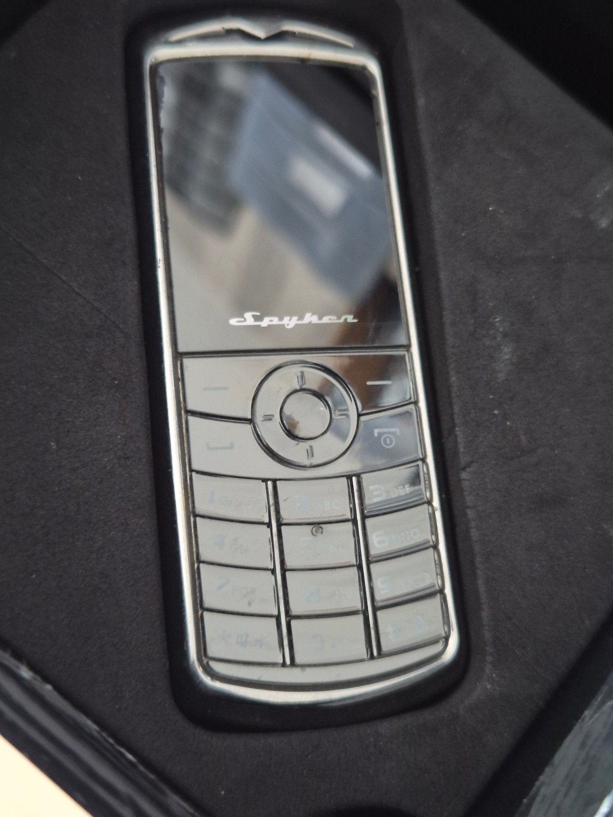 Spyker C8 Laviolette Telefoon - Zonder Oplader, Gebruikt, Ophalen of Verzenden, Minder dan 3 megapixel, Klassiek of Candybar