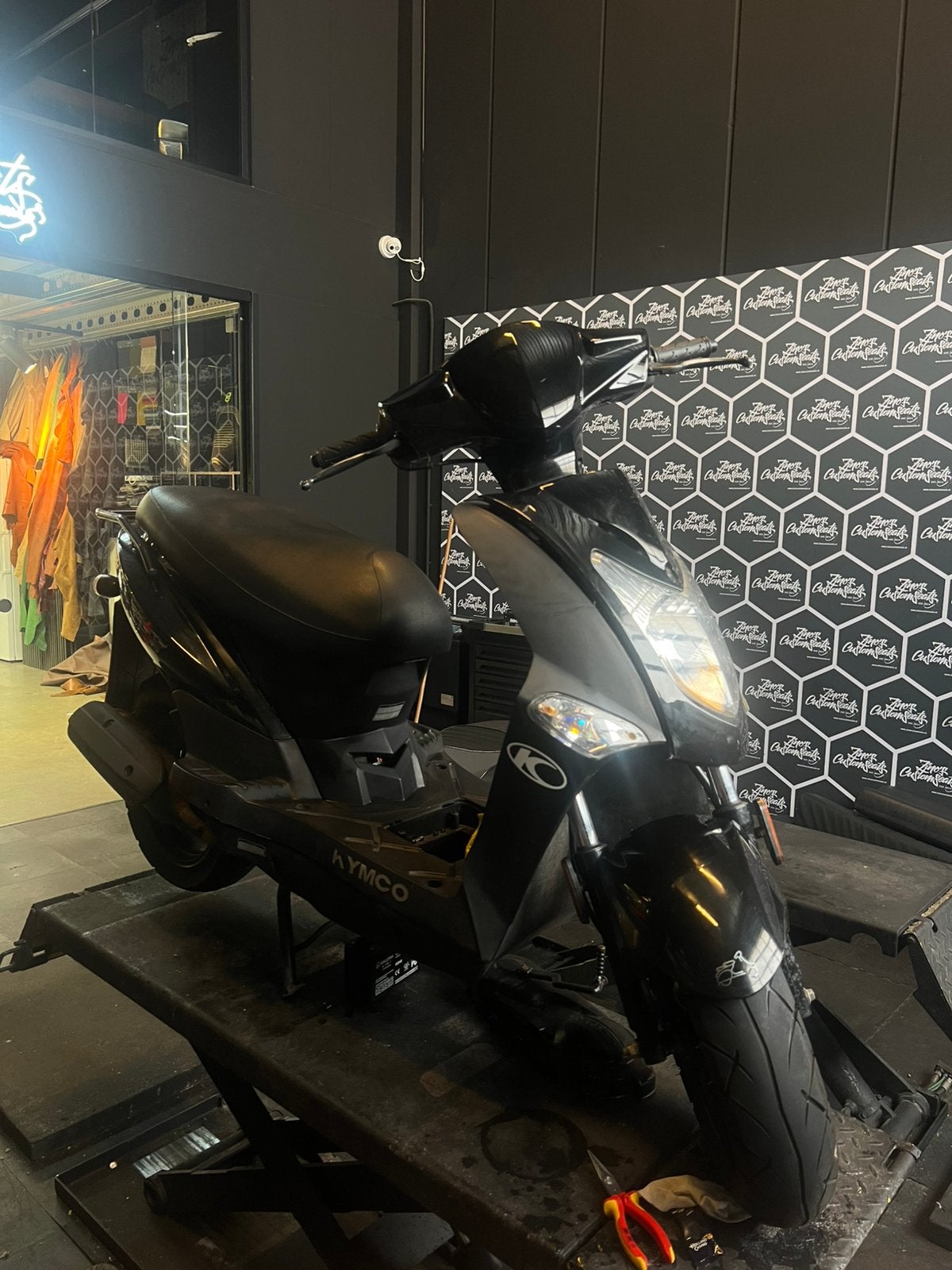 Kymco Agility 50cc 4T, Fietsen en Brommers, Scooters | Kymco, Ophalen of Verzenden, Zo goed als nieuw, Benzine, Agility