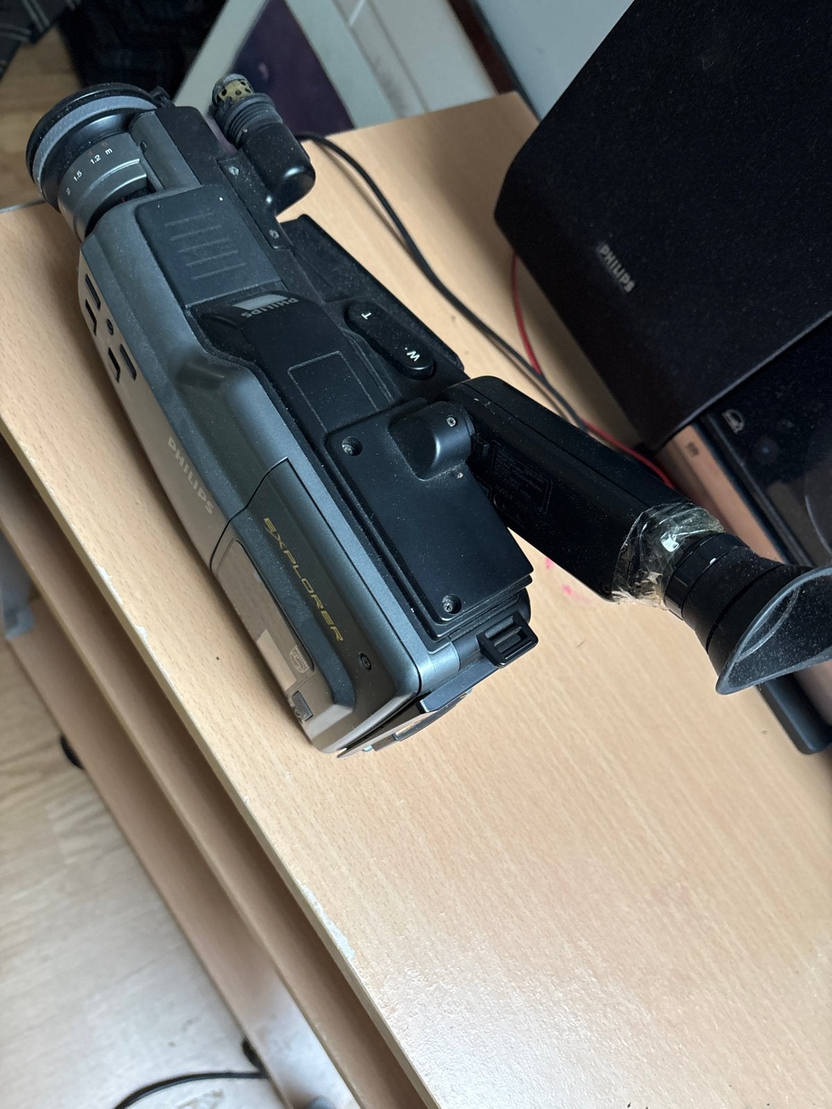 Philips Explorer Videocamera - Vintage VHS-C Camcorder, Audio, Tv en Foto, Ophalen of Verzenden, VHS-C of SVHS-C, Camera