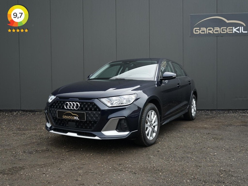 Audi A1 allstreet 25 TFSI Citycarver Dealderonderh / Lage KM, Voorwielaandrijving, Stof, Zwart, 95 pk
