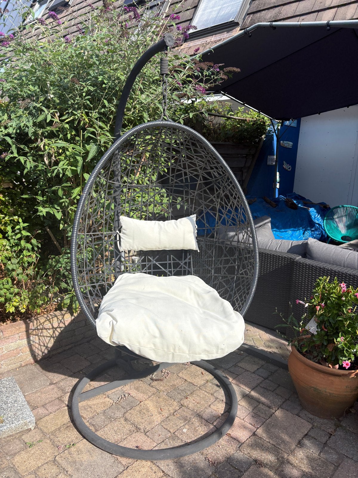 Hangstoel met standaard en kussens - Gebruikt, Ophalen, Gebruikt, Wicker