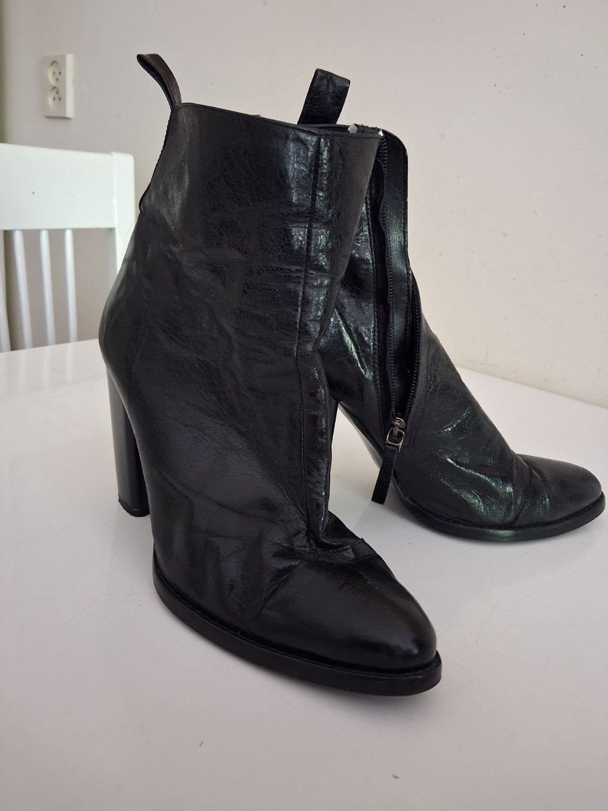 leren enkellaarsjes Zara 38 zwart, Kleding | Dames, Lage of Enkellaarzen, Ophalen of Verzenden, Gedragen, Zara