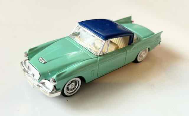 Studebaker 1967 Silver Hawk  Solido 1-43, Ophalen of Verzenden, Zo goed als nieuw, Auto, Solido