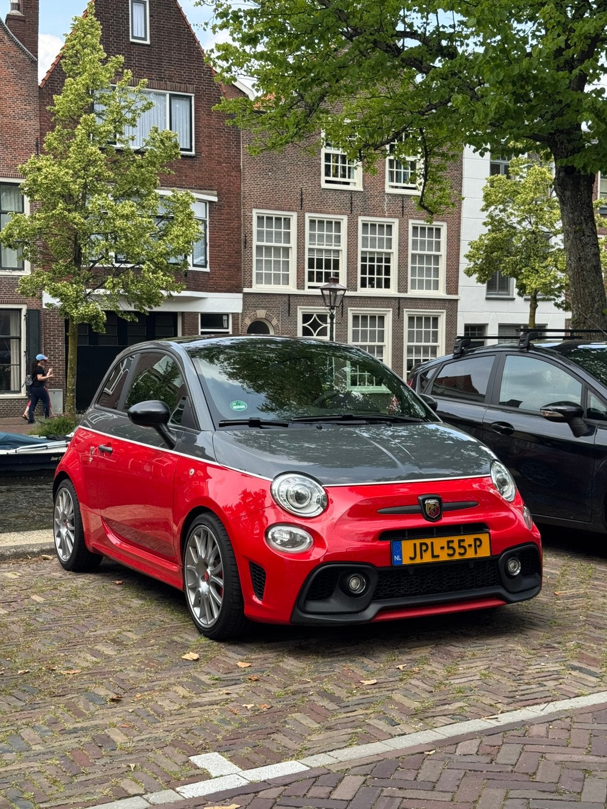 Abarth 595 Competizione 180PK Carbon|Pano|Sabelt|Carplay, Auto's, Abarth, Voorwielaandrijving, Zwart, 4 cilinders, Handgeschakeld