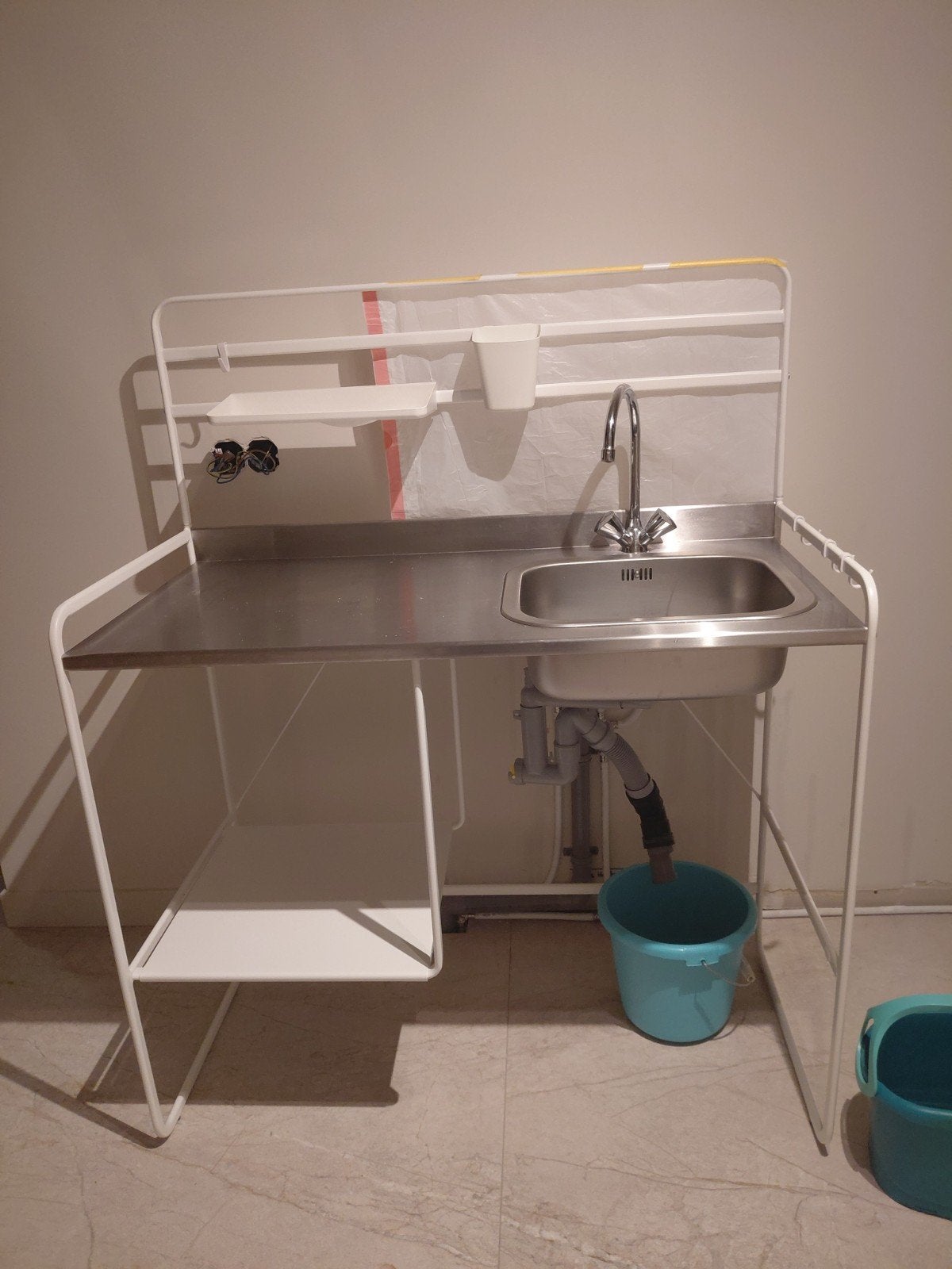 Nood-spoelkeuken / Camping-spoelkeuken met kraan en afvoer, Ophalen of Verzenden, Metaal, Wit, Overige typen