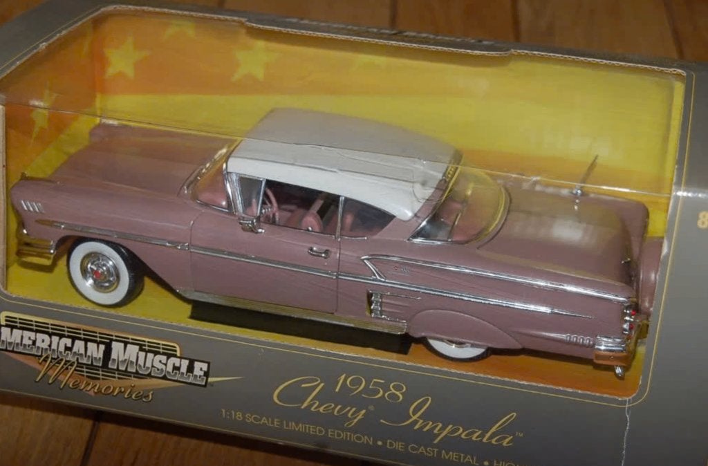 1:18 CHEVY IMPALA pink ERTL in doos WRH, Hobby en Vrije tijd, Verzenden, Zo goed als nieuw, Auto, Overige merken