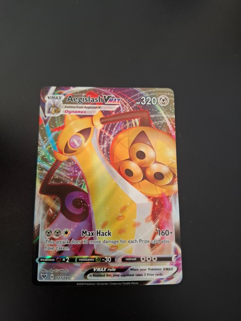 Aegislash VMAX #127 Pokemon Vivid Voltage 127/185, Ophalen of Verzenden, Zo goed als nieuw