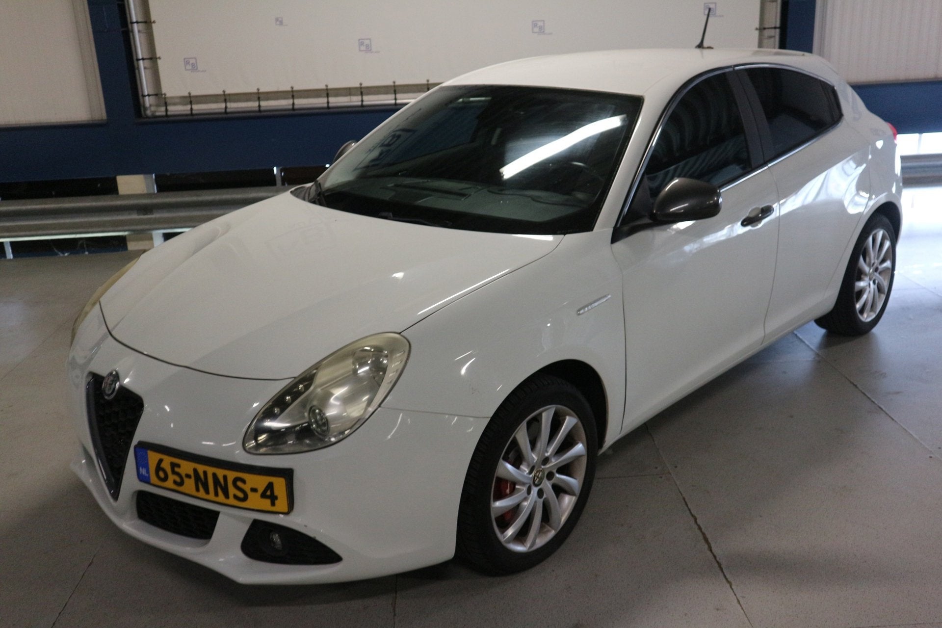 Alfa Romeo Giulietta 1.4 T Distinctive / NAP / Onderhoud his, Voorwielaandrijving, Euro 5, Gebruikt, 4 cilinders