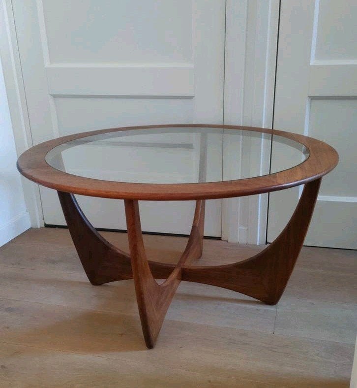 Mid Century Design Astro GPlan salontafel tafel koffietafel, Huis en Inrichting, Rond, 55 tot 75 cm, Hout, Ophalen