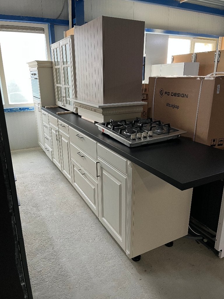 Keuken Compleet met APP 120Keukens op voorraad Nr. 2974, Ophalen, Zo goed als nieuw, Enkelwandige keuken, Greeploos