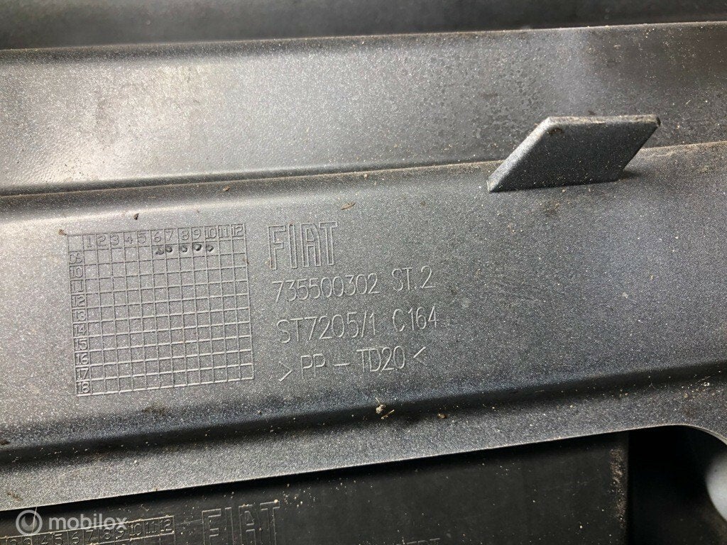 Achterbumper fiat punto evo  735500302 Origineel, Auto-onderdelen, Gebruikt, Ophalen of Verzenden, Achter, Bumper