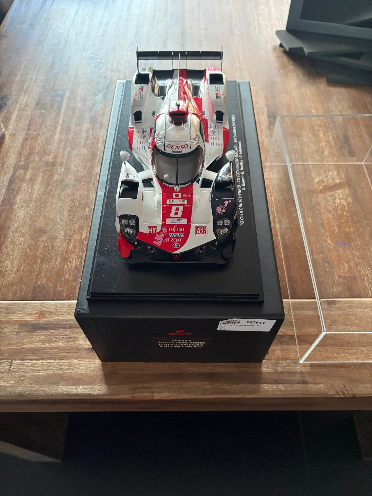 Spark Toyota GR010 Hybrid #8 Le Mans 2023 1:18, Hobby en Vrije tijd, Modelauto's | 1:18, Ophalen of Verzenden, Zo goed als nieuw