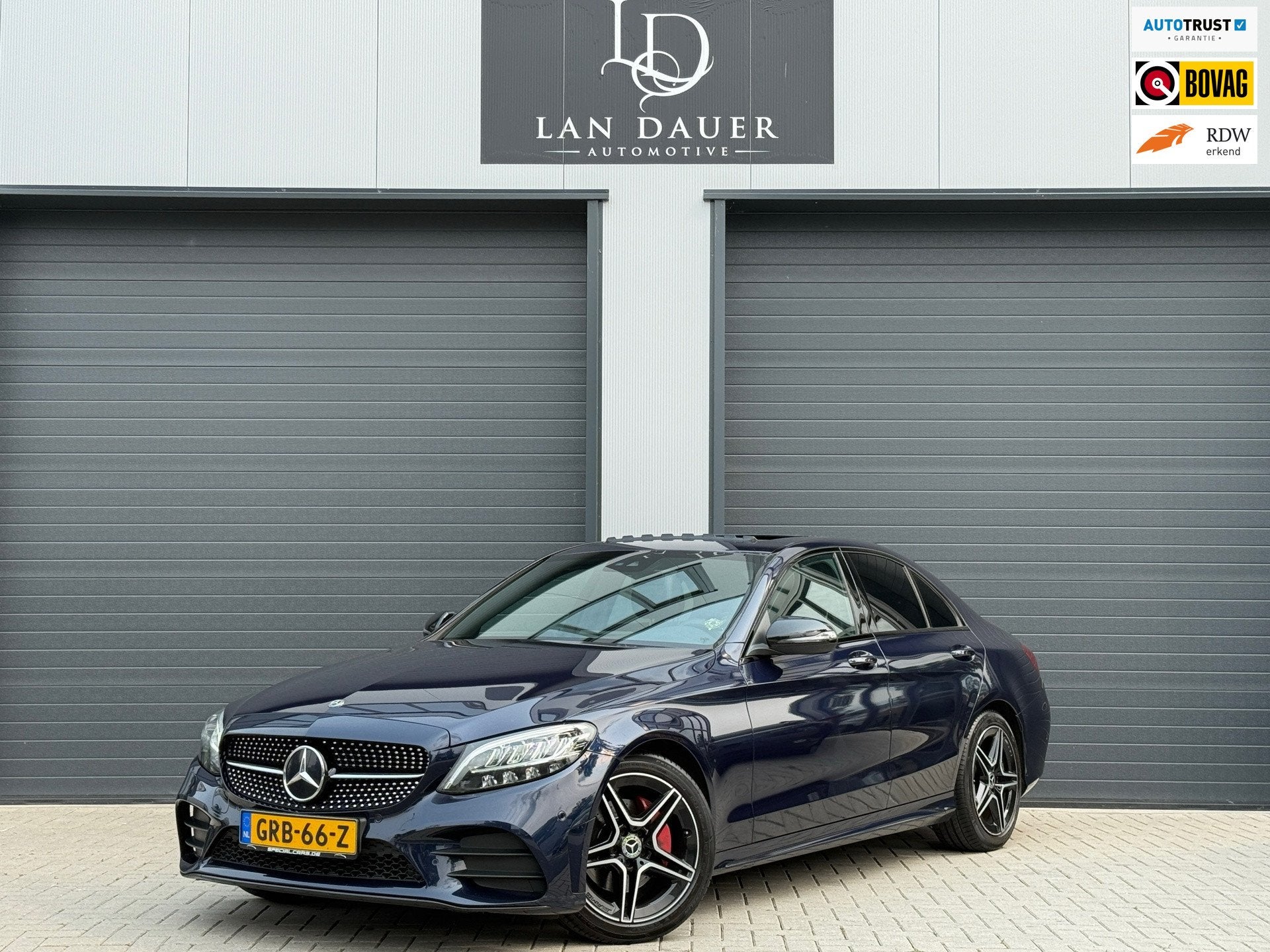 Mercedes-Benz C-klasse 200 d Solution AMG / Pano / CARPLAY, Auto's, Automaat, Achterwielaandrijving, Euro 6, 4 cilinders