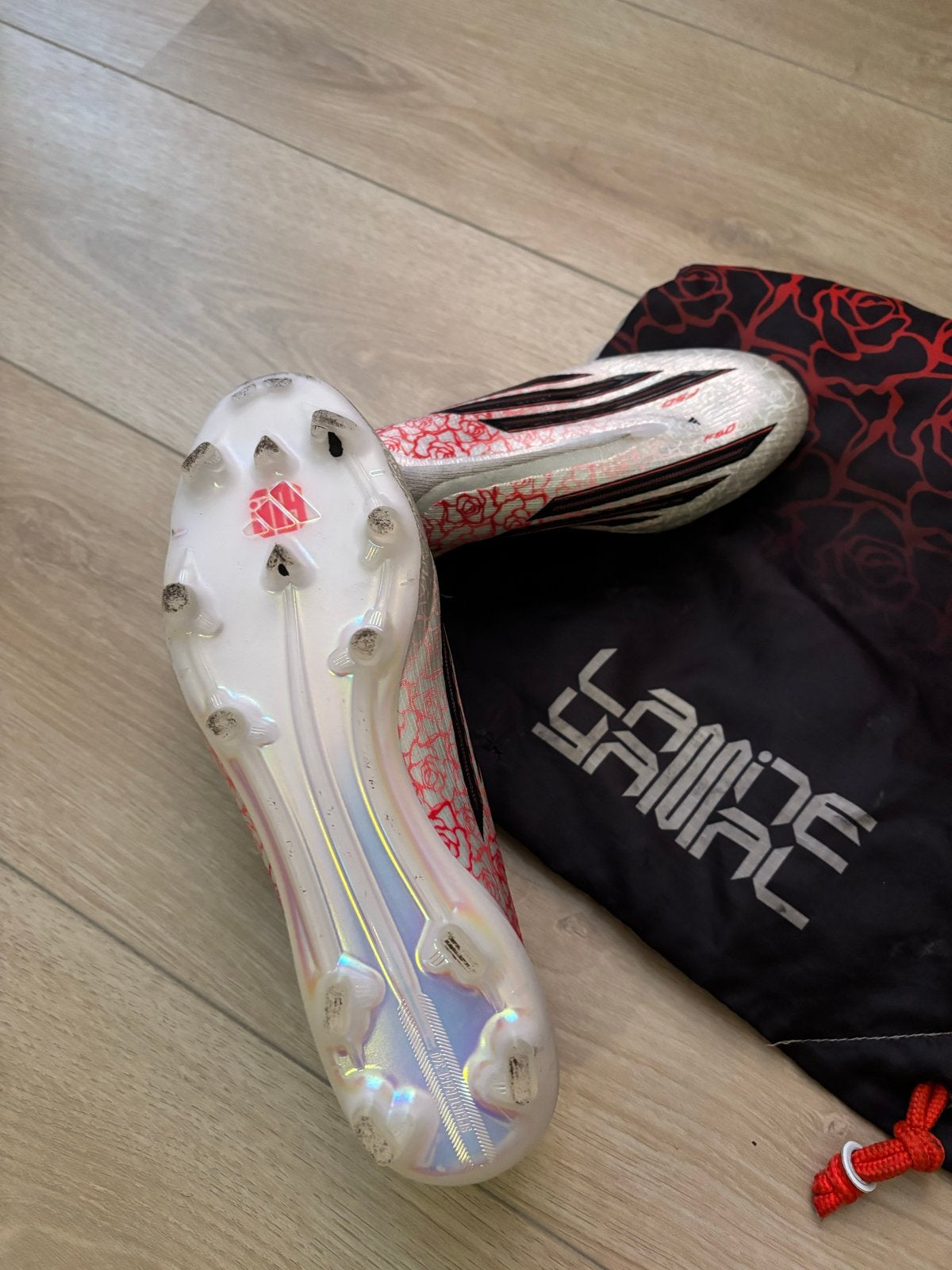 Adidas F50 voetbalschoenen met Lamine Yamal zakje, Ophalen of Verzenden, Zo goed als nieuw, Schoenen