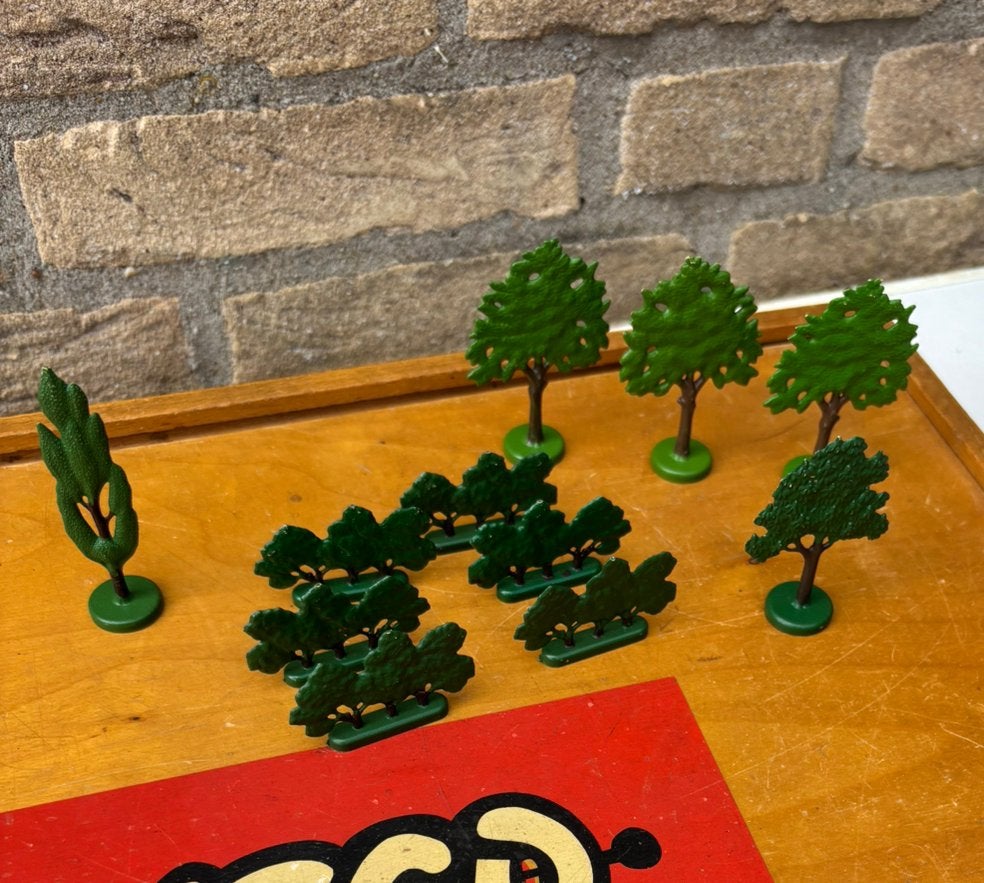 Lotje 11 Lego boompjes, tankstation en 2 verkeersborden ‘50, Kinderen en Baby's, Speelgoed | Duplo en Lego, Ophalen of Verzenden
