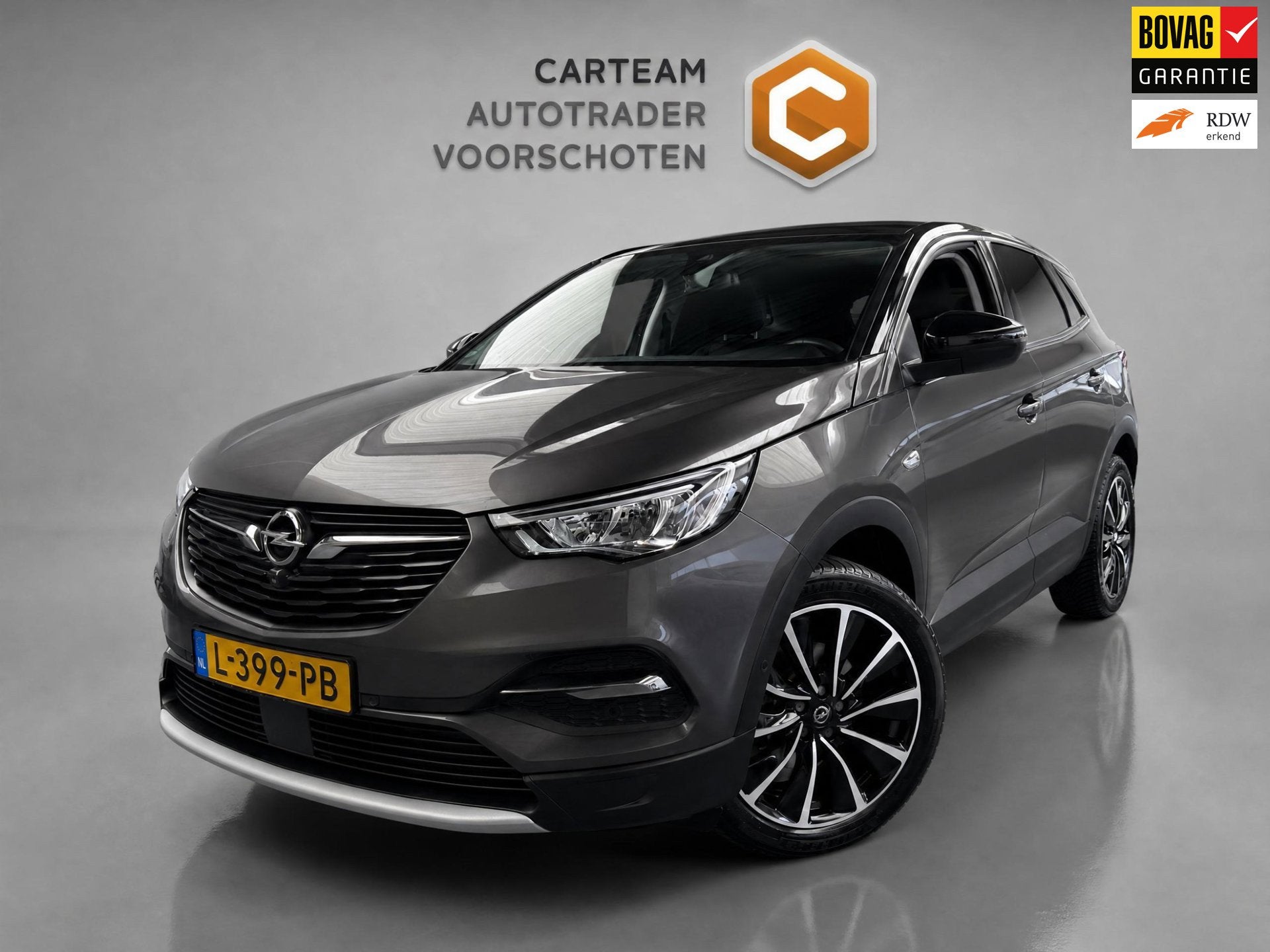 Opel Grandland X 1.2 Turbo Elegance |Panoramadak|, Voorwielaandrijving, Stof, Gebruikt, 1199 cc