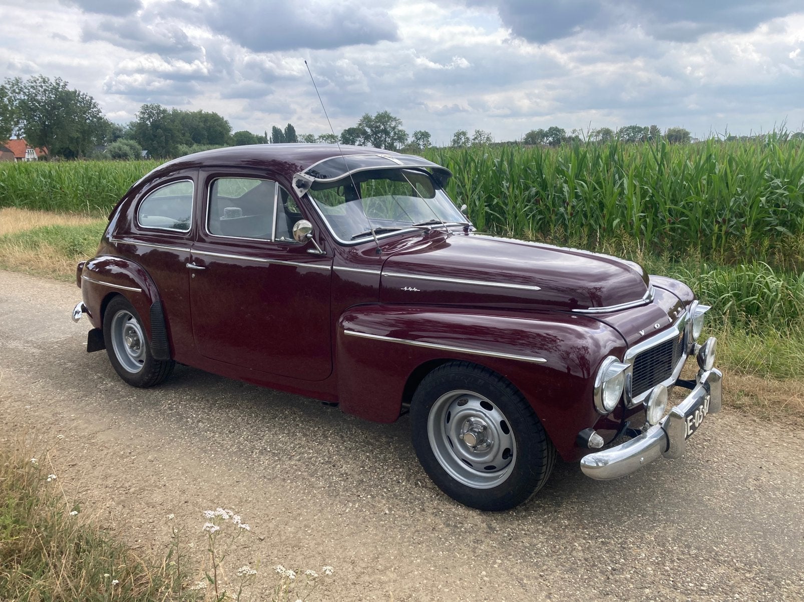 Oldtimer Volvo Pv544 1.8 C 1964, Auto's, Volvo, Particulier, Benzine, Hatchback, Handgeschakeld, Origineel Nederlands, Wit, Ophalen