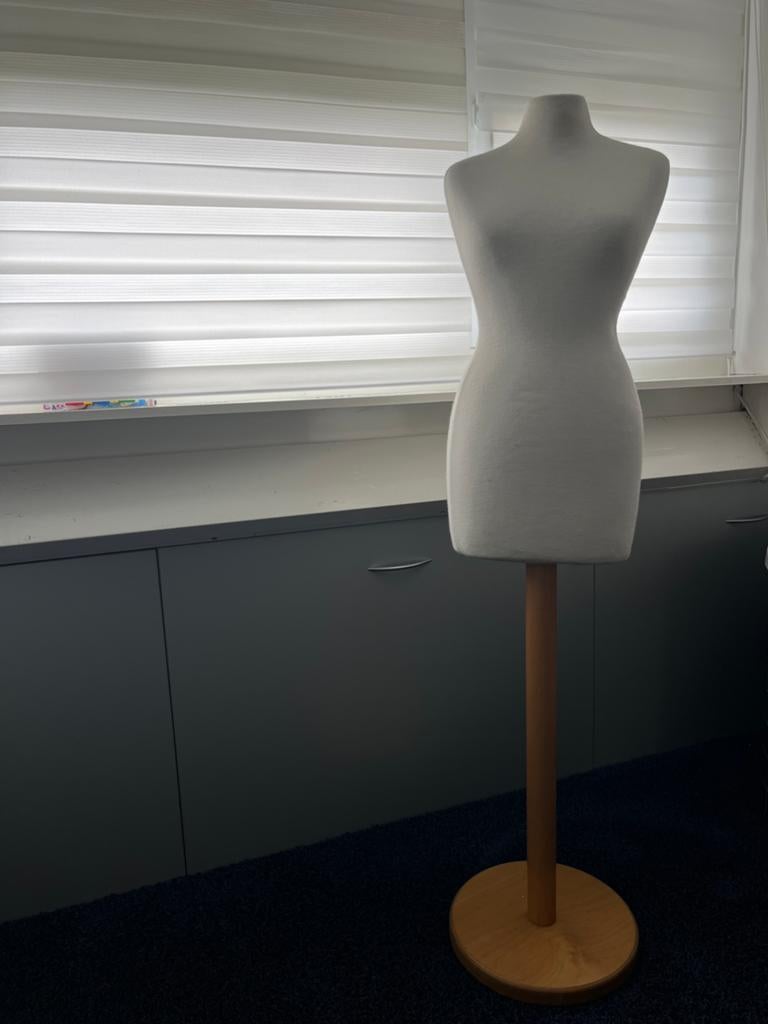 Dames paspop, etalagepop, mannequin. Maat 36-38, lengre 170, Ophalen, Paspop