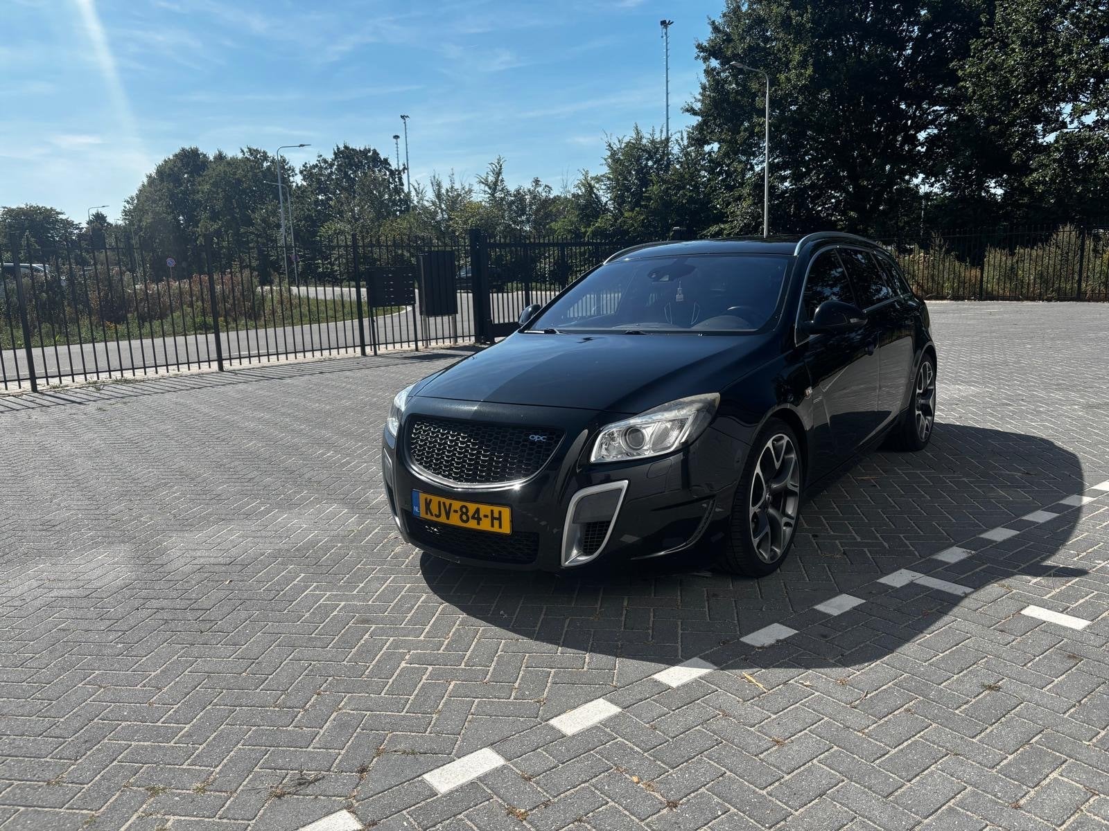Opel Insignia 2.8 Turbo 239KW Sp.tourer 4X4 AT 2011 Zwart, Auto's, Opel, Automaat, Euro 5, Zwart, Zwart