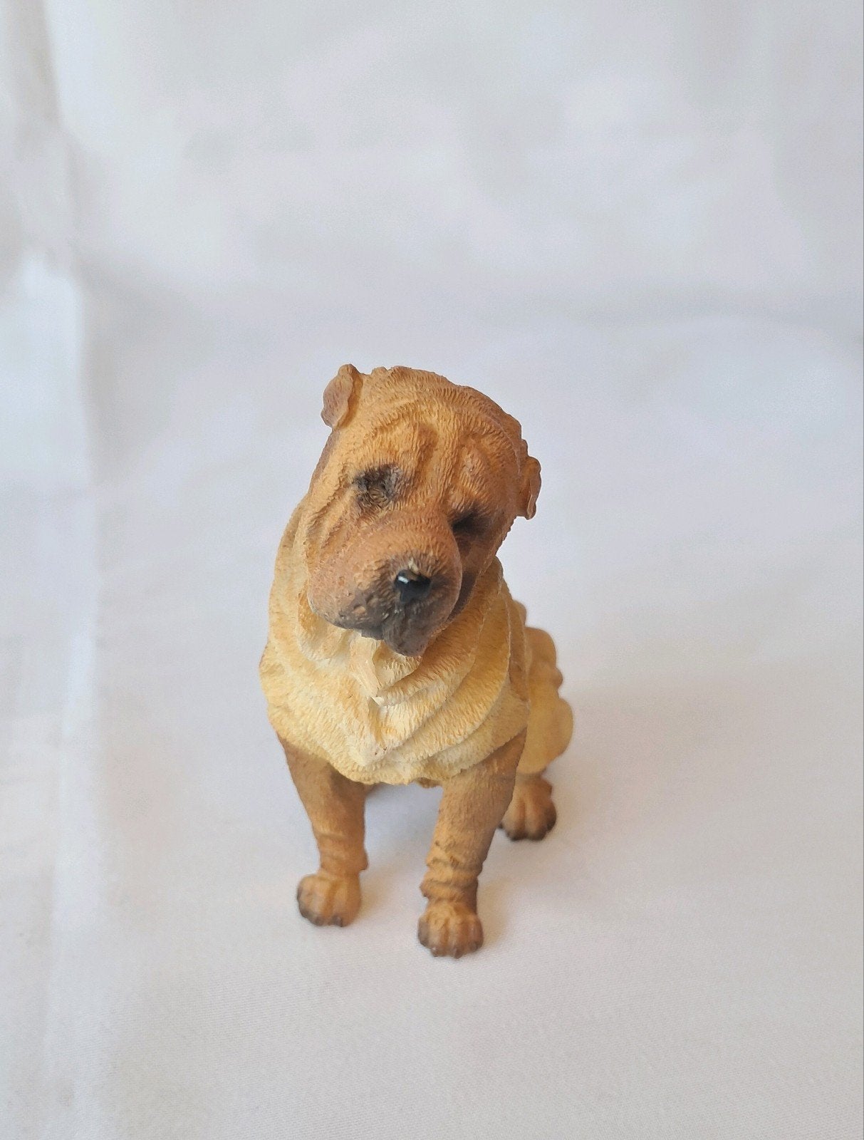 World of dogs Summit collection Shar-Pei hond beeldje nieuw, Ophalen of Verzenden, Nieuw, Hond of Kat, Beeldje of Figuurtje