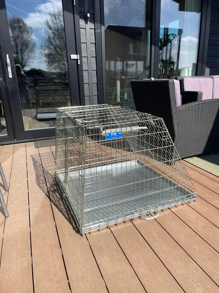 Mooie grote honden of kattenbench, Ophalen, Zo goed als nieuw