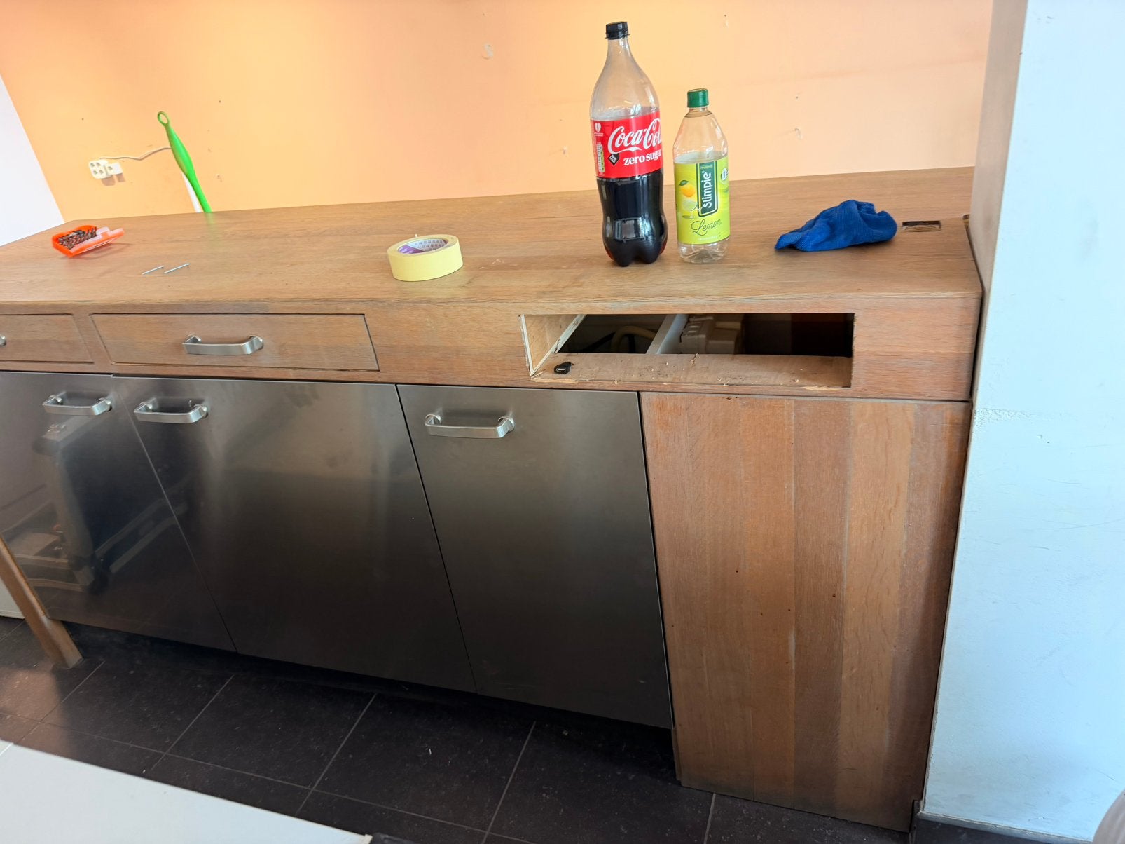 Keuken kastjes ikea (rvs deuren) gratis afhalen, Huis en Inrichting, Keuken | Complete keukens, Ophalen, Gebruikt, Wit, Enkelwandige keuken