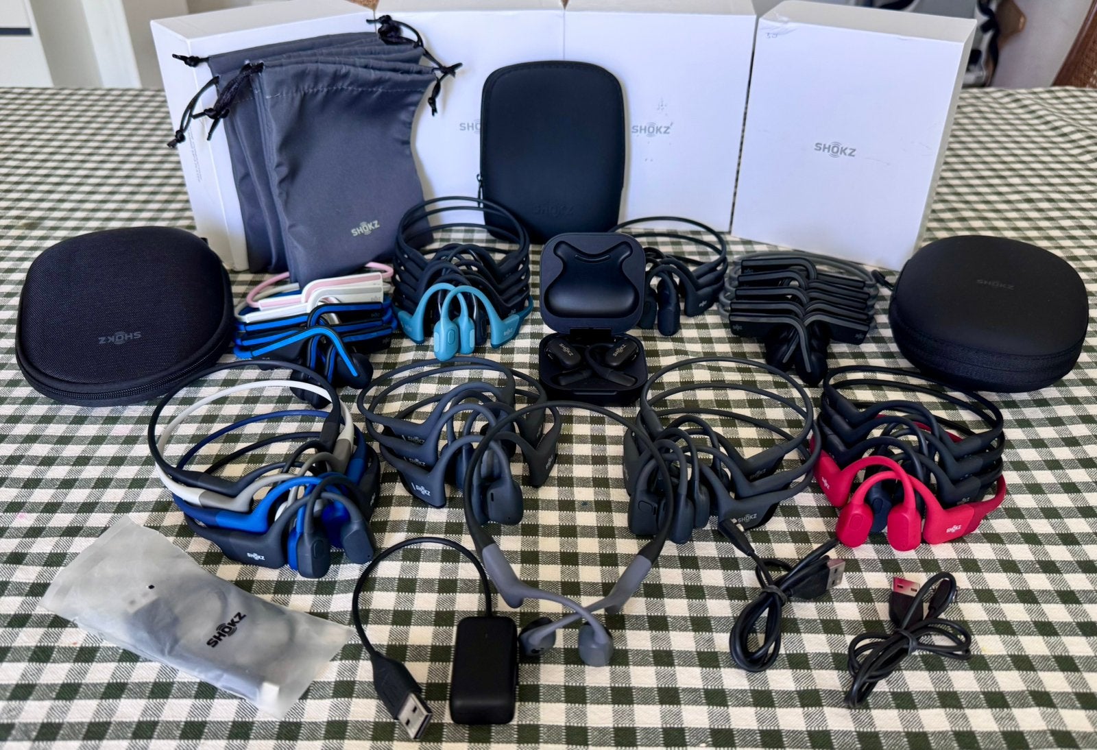 JOB LOT 35x Shokz Headphones MIX (OpenRun Pro2 Swim OpenFit), Ophalen of Verzenden, Niet werkend, Overige merken, Bluetooth