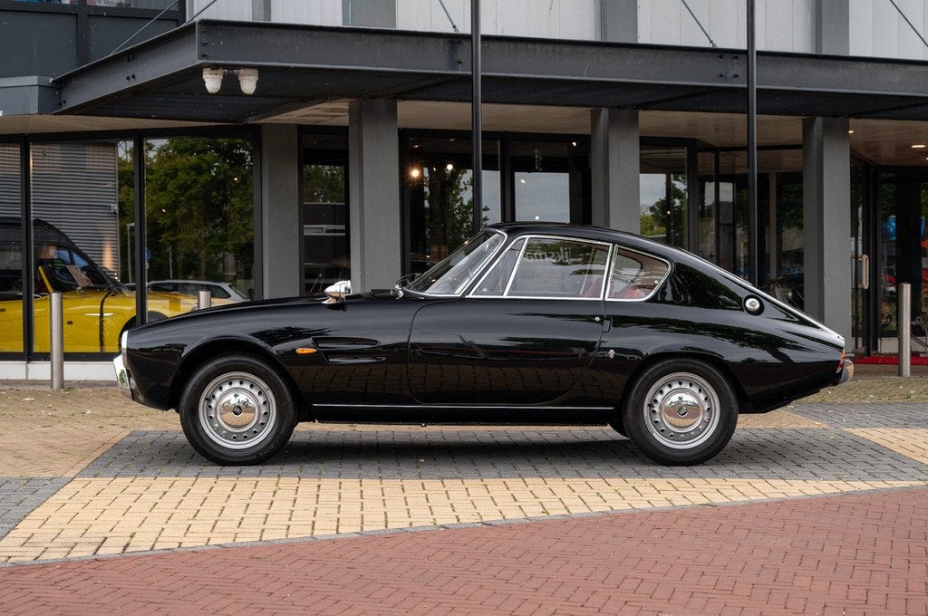 Fiat GHIA 1500 GT (bj 1965), Lederen bekleding, 4 stoelen, Zwart, Handgeschakeld