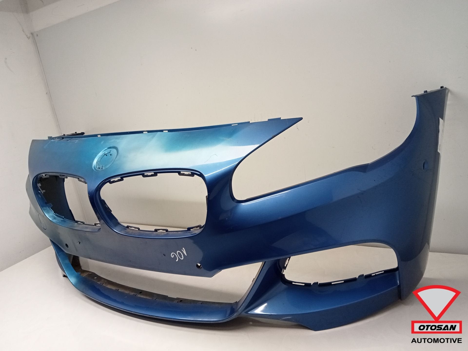 Bmw 2 serie F45 F46 grand tourer M pakket voorbumper 6x pdc, Petuelring 130
80788  Munich, DE, Gebruikt, Voor, Info@bmw.de