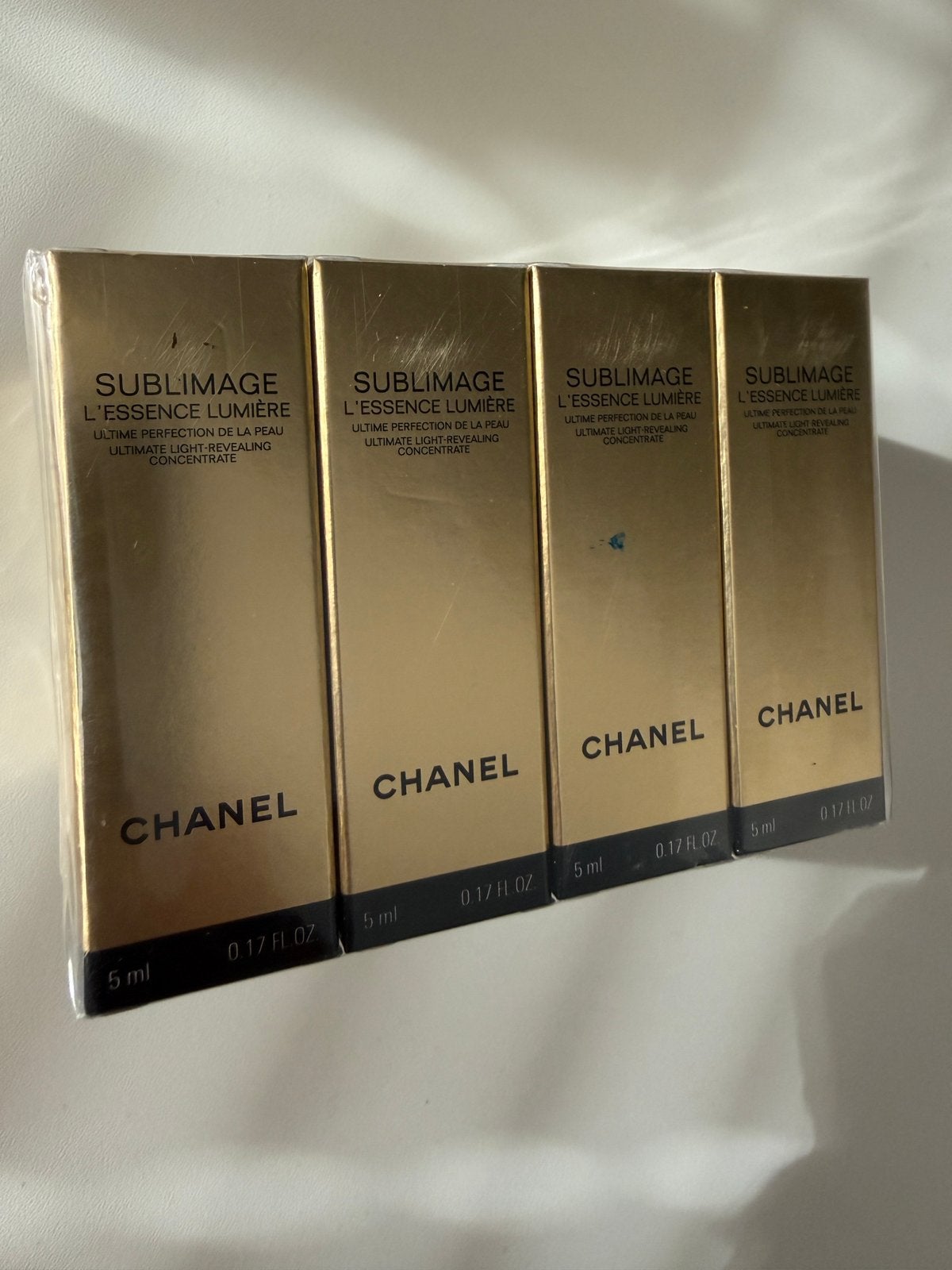 Chanel Sublimage essence lumiere, Verzenden, Nieuw, Gehele gezicht
