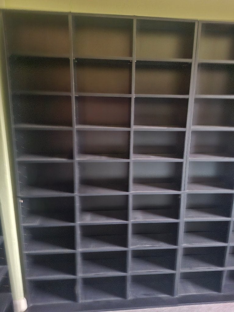 CD Kasten, Ophalen, Zo goed als nieuw
