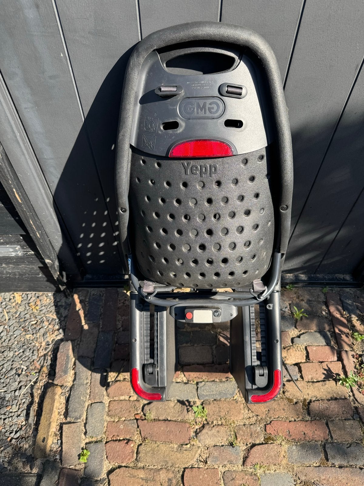 Yepp Achterzitje - Zwart, Compleet met Bevestiging, Ophalen, Achterzitje, 22 t/m 36 kg, Gebruikt