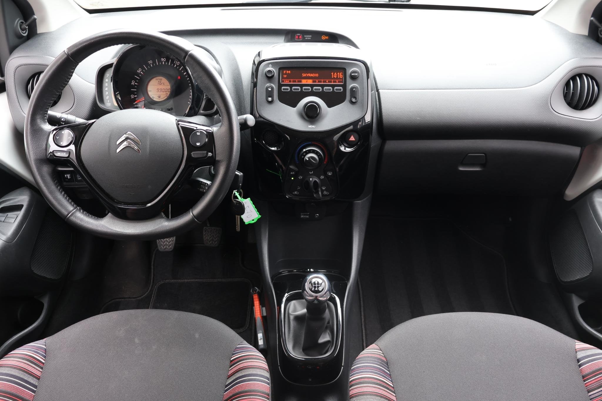 Citroen C1 1.0 VTi Feel 1e Eigenaar | NL-Auto | Volledig Ond, Voorwielaandrijving, Parkeersensor, Stof, Gebruikt
